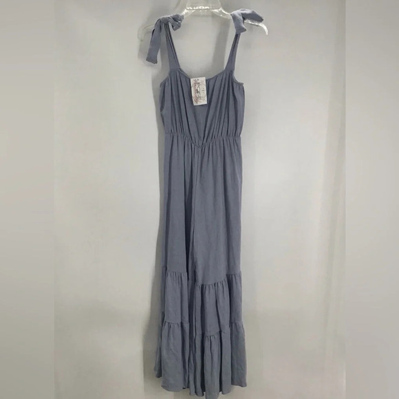Peach Love Tiered Woven Chambray Jumpsuit Wide-Leg Strappy NWT Size Medium - Picture 4 of 9